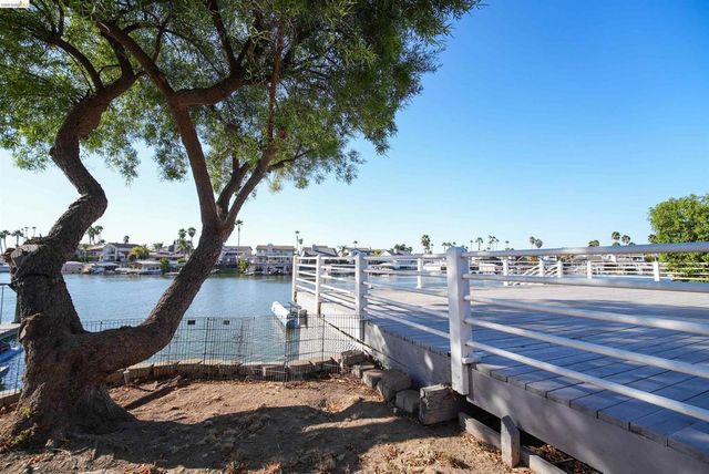 1650 Riverlake Rd, Discovery Bay, CA 94505