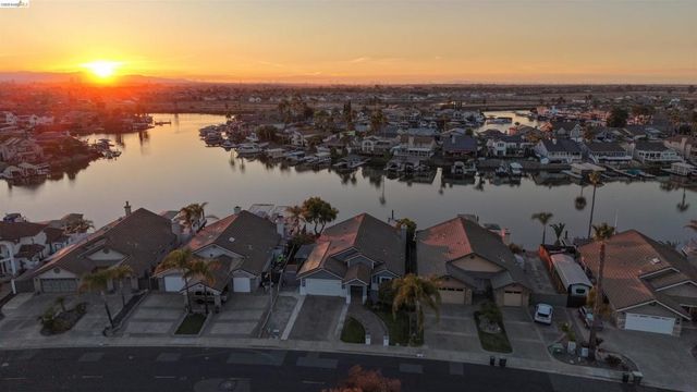 1650 Riverlake Rd, Discovery Bay, CA 94505