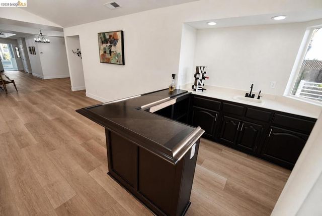 1650 Riverlake Rd, Discovery Bay, CA 94505