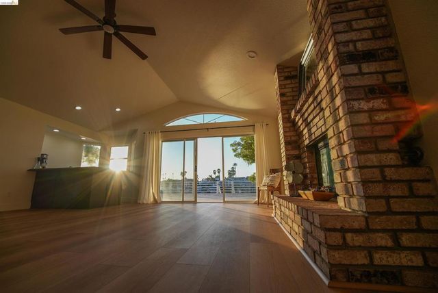 1650 Riverlake Rd, Discovery Bay, CA 94505