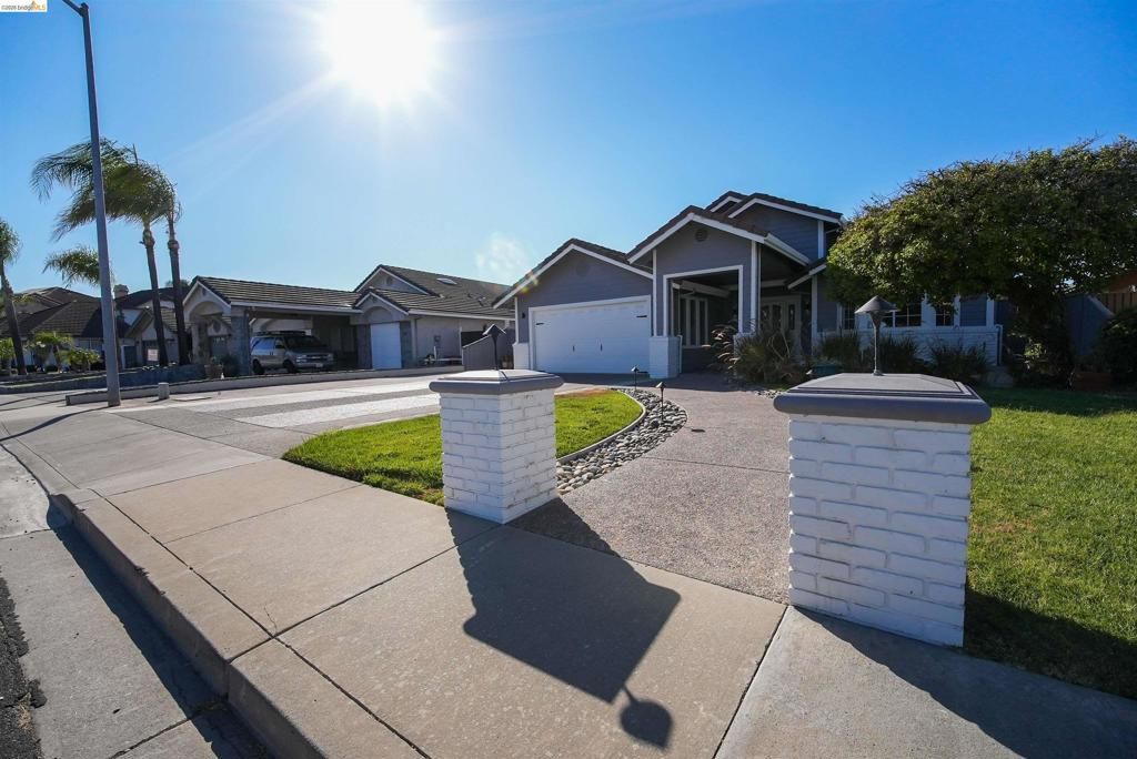 1650 Riverlake Rd, Discovery Bay, CA 94505