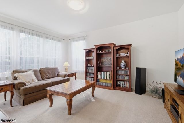3 Bouwrey Pl, Readington Twp., NJ 08889