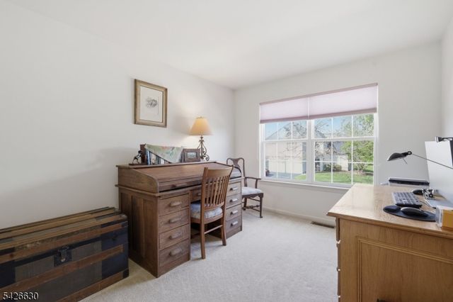 3 Bouwrey Pl, Readington Twp., NJ 08889