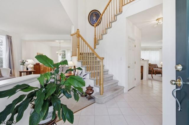 3 Bouwrey Pl, Readington Twp., NJ 08889