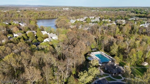 3 Bouwrey Pl, Readington Twp., NJ 08889