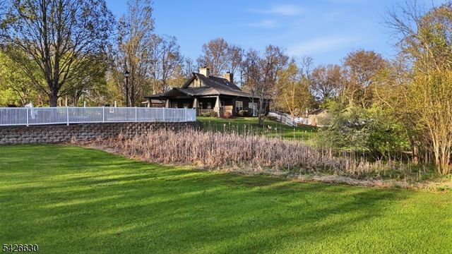 3 Bouwrey Pl, Readington Twp., NJ 08889