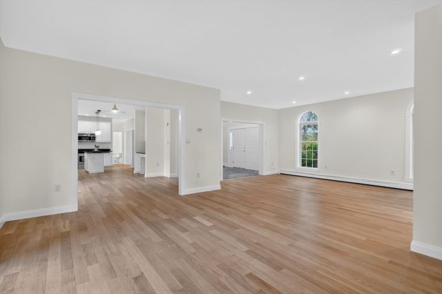 14 Pinehill Rd., Framingham, MA 01701