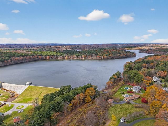 14 Pinehill Rd., Framingham, MA 01701