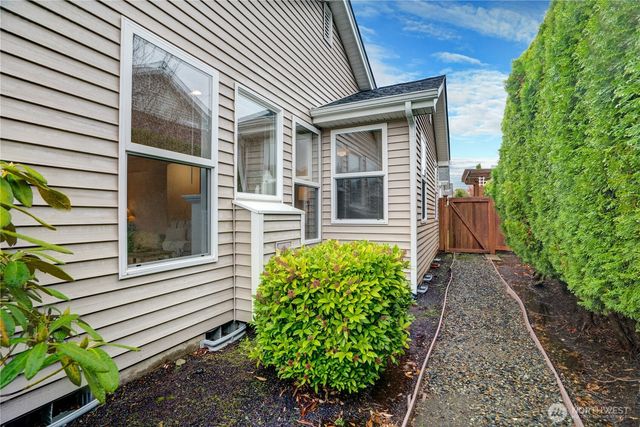 3831 68th Avenue W, Tacoma, WA 98466