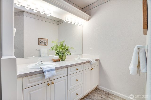 3831 68th Avenue W, Tacoma, WA 98466