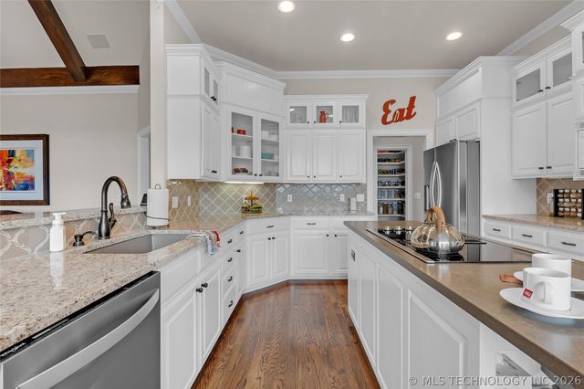 6828 E 118th Street S, Bixby, OK 74008