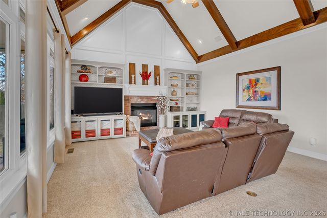 6828 E 118th Street S, Bixby, OK 74008