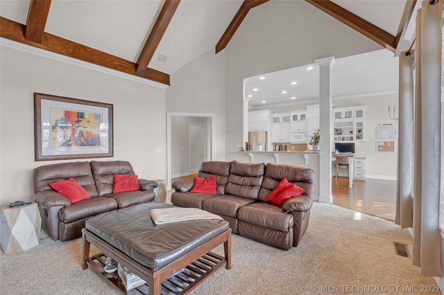 6828 E 118th Street S, Bixby, OK 74008