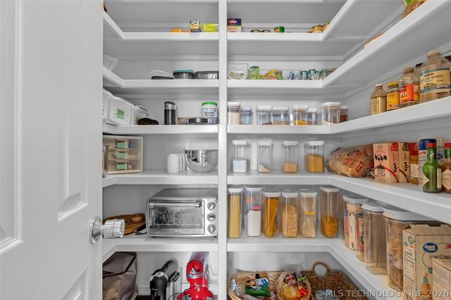 6828 E 118th Street S, Bixby, OK 74008