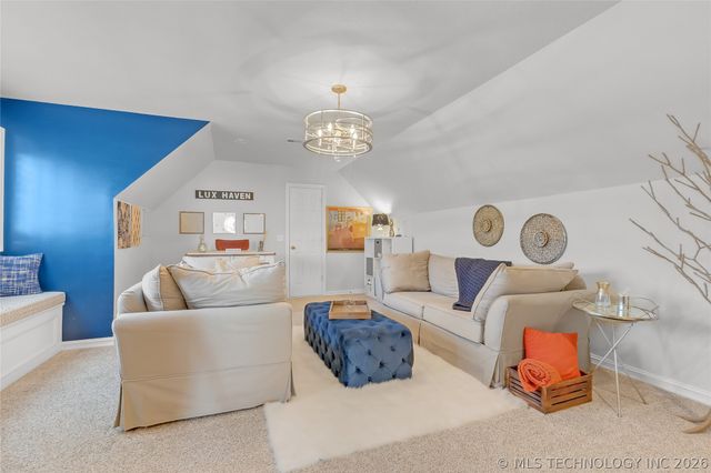 6828 E 118th Street S, Bixby, OK 74008