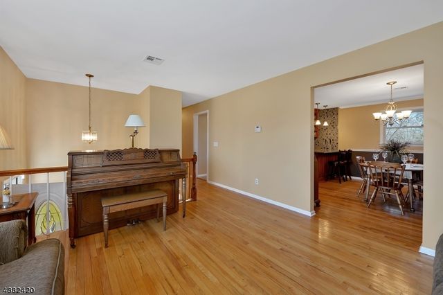12 Studer Rd, Clinton Twp., NJ 08809