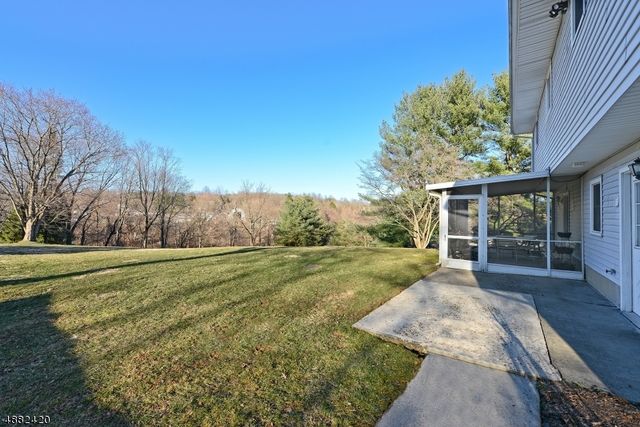 12 Studer Rd, Clinton Twp., NJ 08809