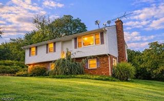 12 Studer Rd, Clinton Twp., NJ 08809