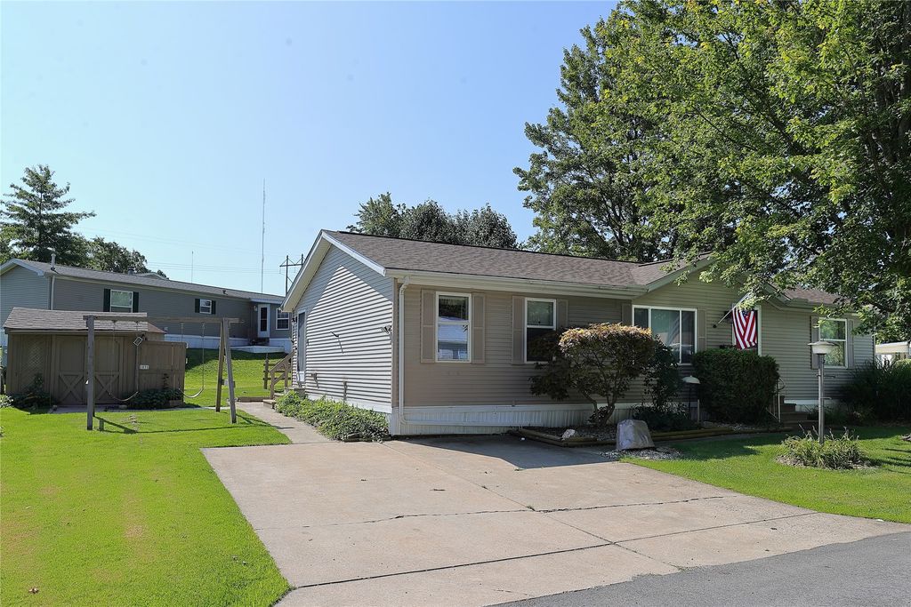 1831 ASHWOOD Lane, Erie, PA 16509