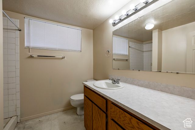 5643 S 2200 W, Roy, UT 84067