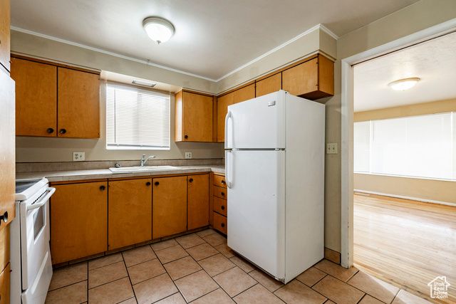 5643 S 2200 W, Roy, UT 84067