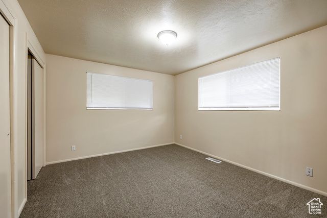 5643 S 2200 W, Roy, UT 84067