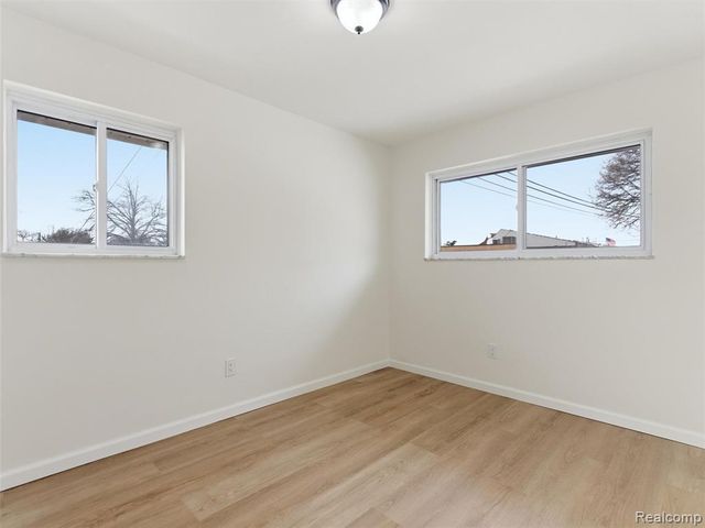 1544 Sheffield Road, Birmingham, MI 48009