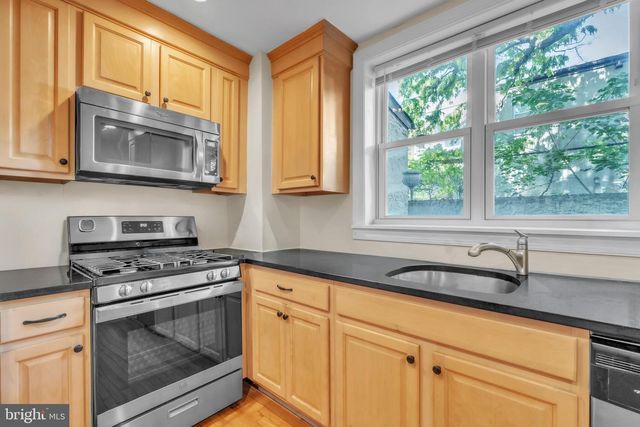 764 S HICKS ST, Philadelphia, PA 19146