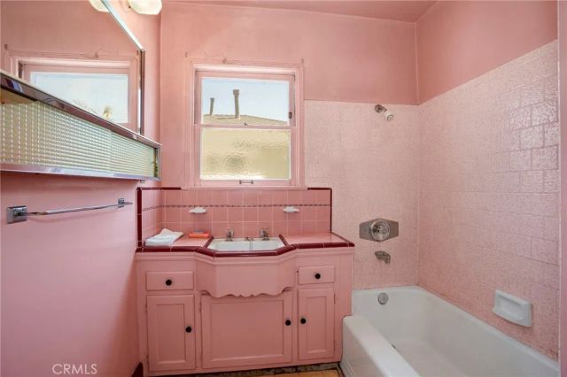 10120 Hunt Avenue, South Gate, CA 90280