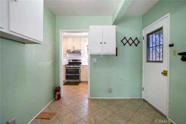 10120 Hunt Avenue, South Gate, CA 90280