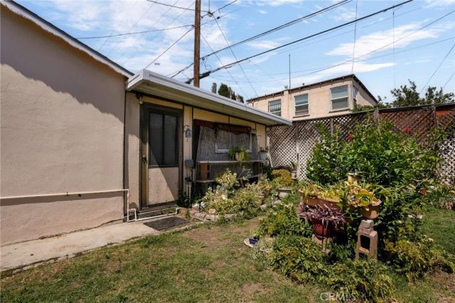 10120 Hunt Avenue, South Gate, CA 90280