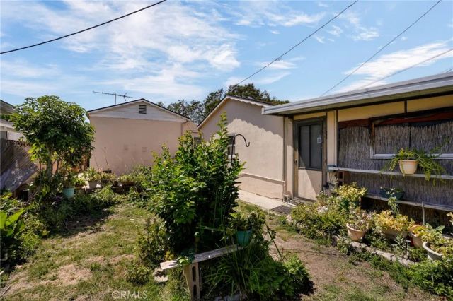 10120 Hunt Avenue, South Gate, CA 90280