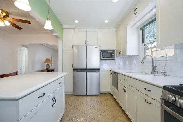 10120 Hunt Avenue, South Gate, CA 90280