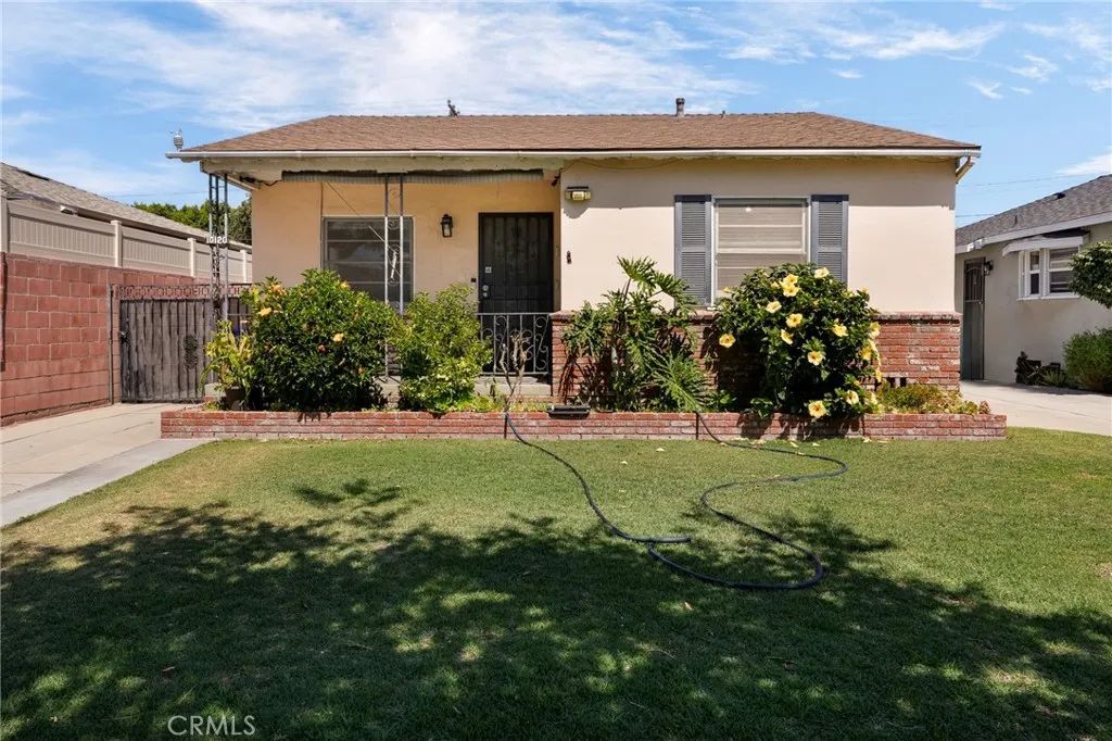 10120 Hunt Avenue, South Gate, CA 90280