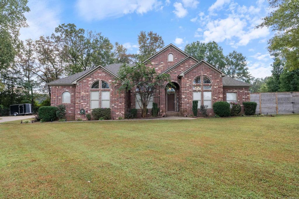 24 Sandlewood Road, Greenbrier, AR 72058