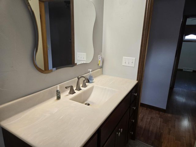 1230 S 31ST STREET, Manitowoc, WI 54220