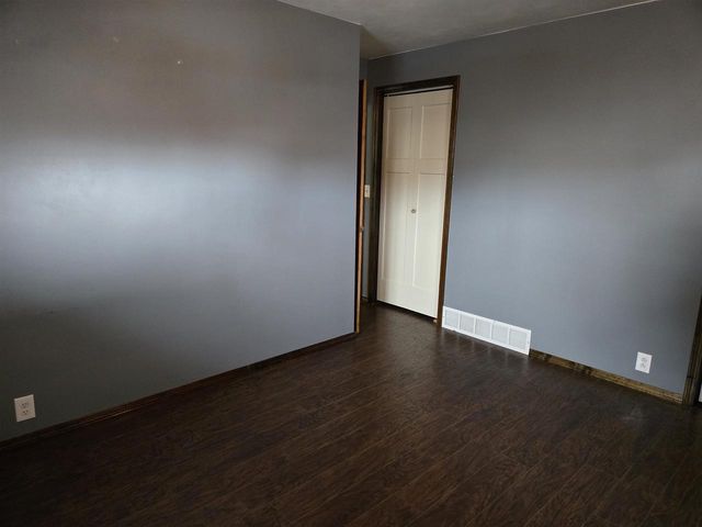 1230 S 31ST STREET, Manitowoc, WI 54220