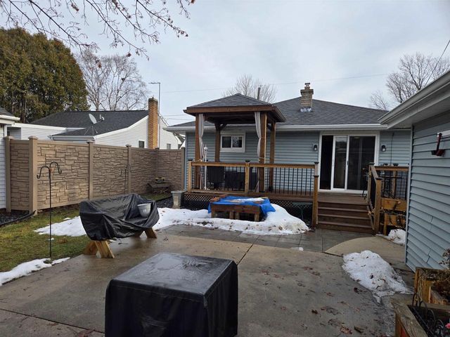 1230 S 31ST STREET, Manitowoc, WI 54220