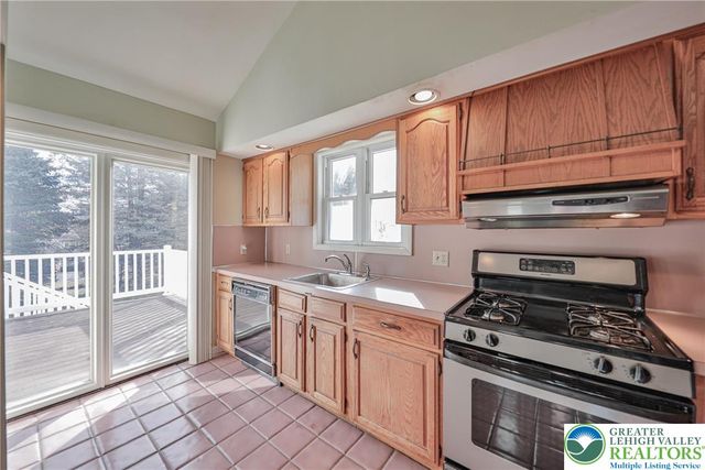 414 10th Street, Easton, PA 18042