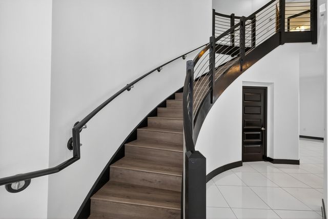 15800 NW 88th Avenue, Miami Lakes, FL 33018