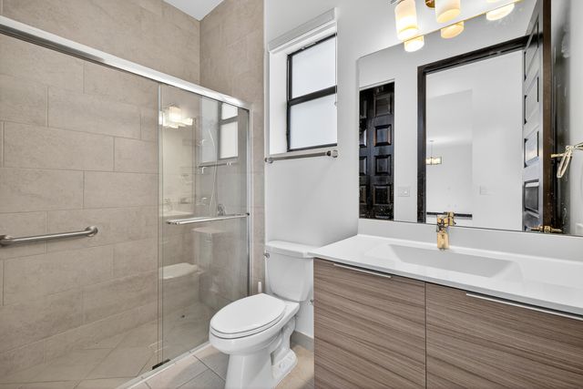 15800 NW 88th Avenue, Miami Lakes, FL 33018