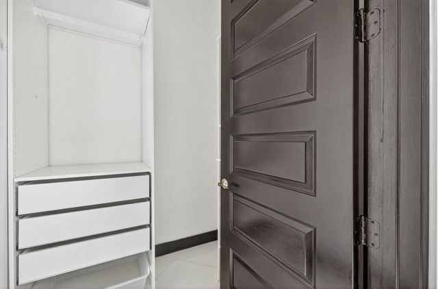 15800 NW 88th Avenue, Miami Lakes, FL 33018