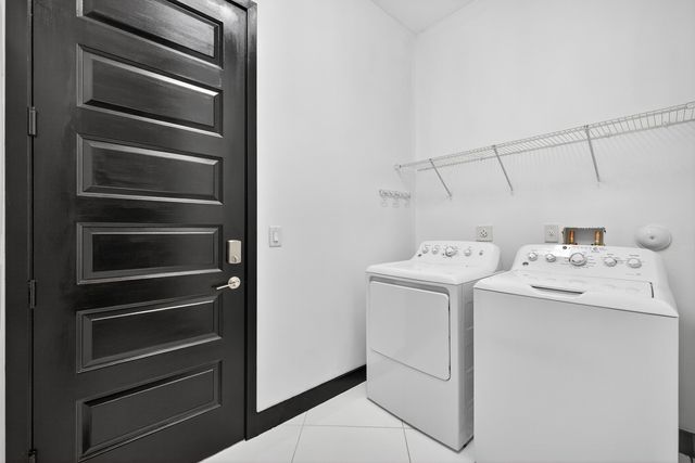 15800 NW 88th Avenue, Miami Lakes, FL 33018