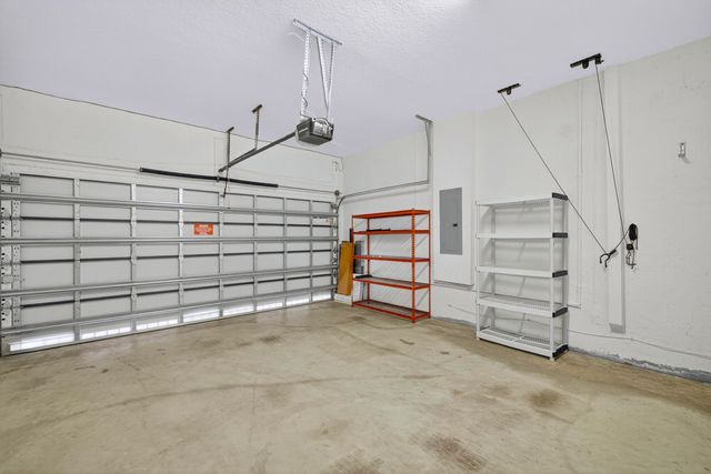 15800 NW 88th Avenue, Miami Lakes, FL 33018