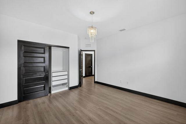 15800 NW 88th Avenue, Miami Lakes, FL 33018