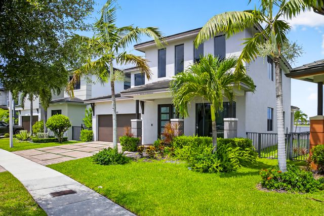 15800 NW 88th Avenue, Miami Lakes, FL 33018