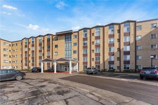 25735 Lorain Road 315, North Olmsted, OH 44070