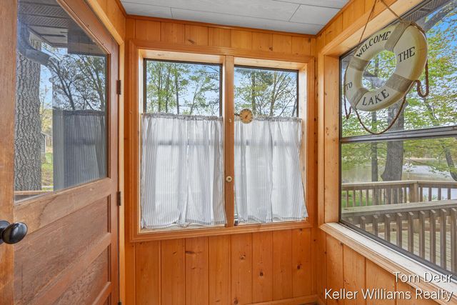8175 S Island View Drive, Newaygo, MI 49337