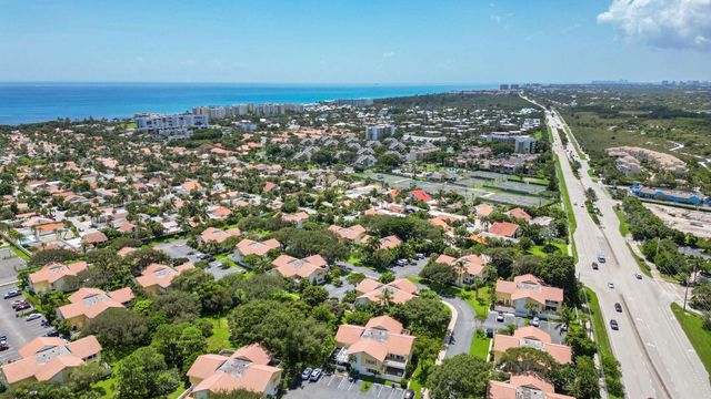 153 Seabreeze Circle, Jupiter, FL 33477