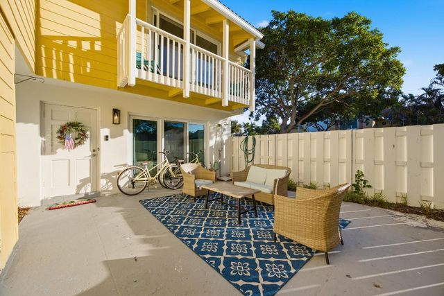 153 Seabreeze Circle, Jupiter, FL 33477